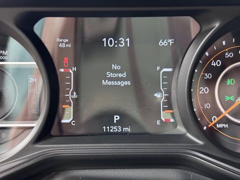 Used 2024 Jeep Gladiator Sport image 28