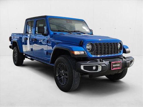 New 2025 Jeep Gladiator Sport image 7