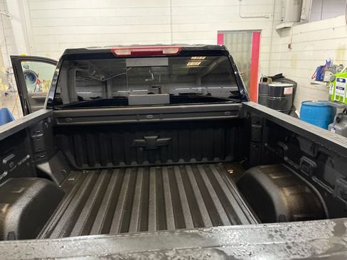 Used 2025 Chevrolet Silverado 1500 LTZ w/ LTZ Premium Package AWD/4WD image 25