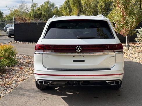 New 2026 Volkswagen Atlas SEL Premium R-Line AWD/4WD image 4