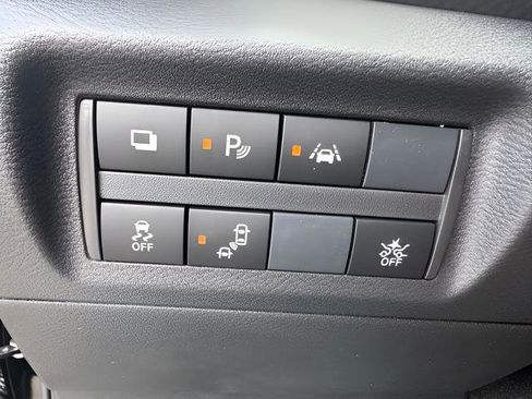 Certified 2025 Nissan Kicks Play S FWD image 24