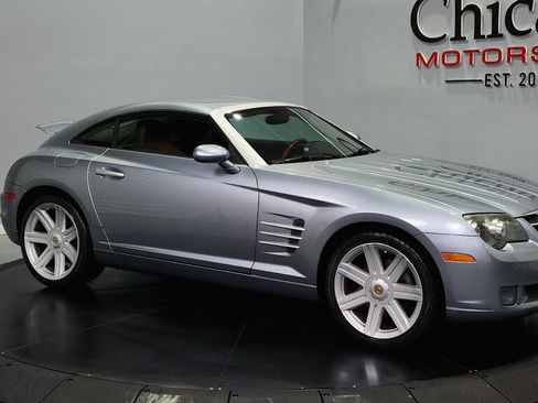 Used 2005 Chrysler Crossfire Limited RWD image 2