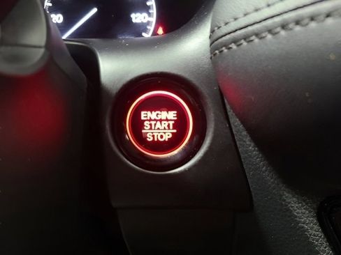 Used 2023 Honda HR-V LX image 31