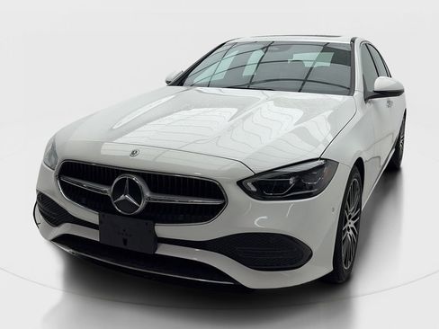Used 2024 Mercedes-Benz C 300 4MATIC Sedan image 4