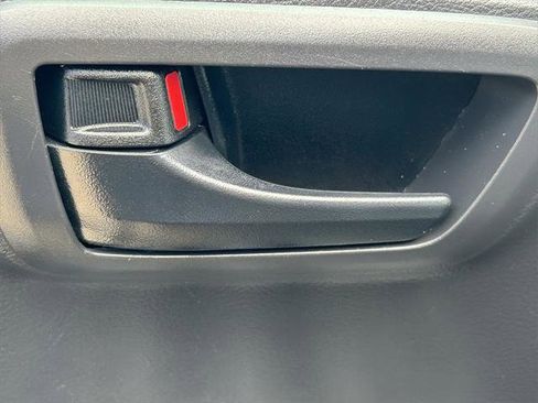 Certified 2023 Toyota Tacoma SR image 18