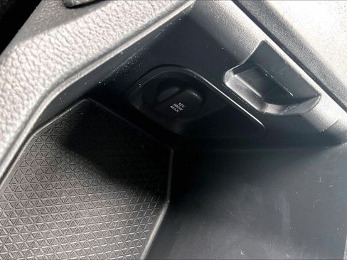 Used 2024 Honda Accord EX image 31