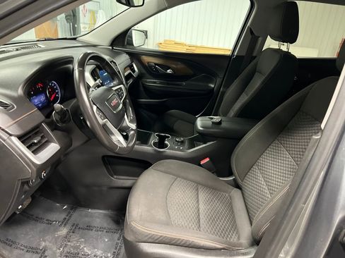 Used 2019 GMC Terrain SLE w/ Driver Convenience Package image 9