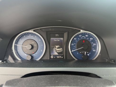 Used 2016 Toyota Camry XLE FWD image 9