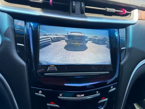 Used 2019 Cadillac XTS Luxury FWD image 32