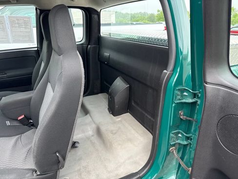 Used 2009 Chevrolet Colorado W/T w/ Power Convenience Package RWD image 18