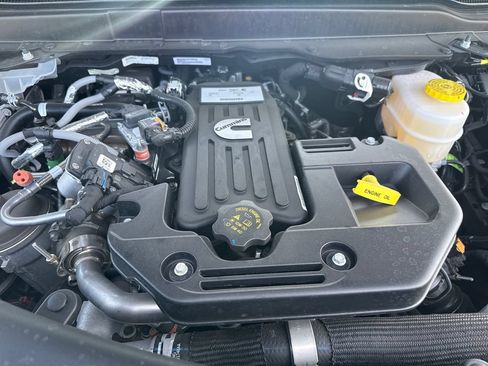 New 2026 RAM 2500 Big Horn AWD/4WD image 33