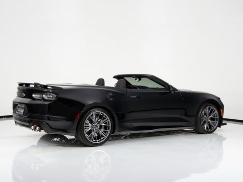 Used 2023 Chevrolet Camaro ZL1 image 3