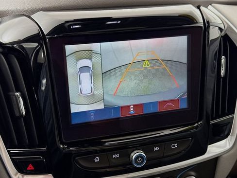 Used 2018 Chevrolet Traverse LT AWD/4WD image 15