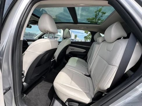 Used 2023 Hyundai Tucson Limited AWD/4WD image 13