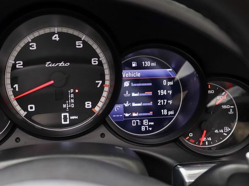 Used 2014 Porsche 911 4 Cabriolet AWD/4WD image 44