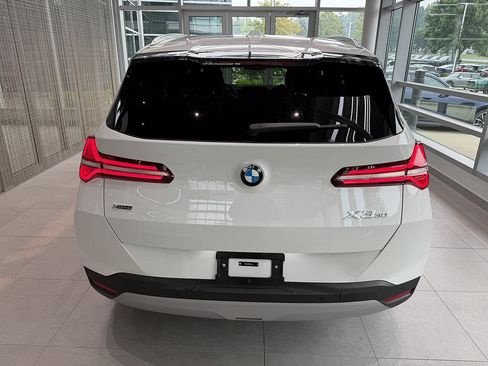 New 2026 BMW X3 xDrive30i w/ Premium Package AWD/4WD image 5