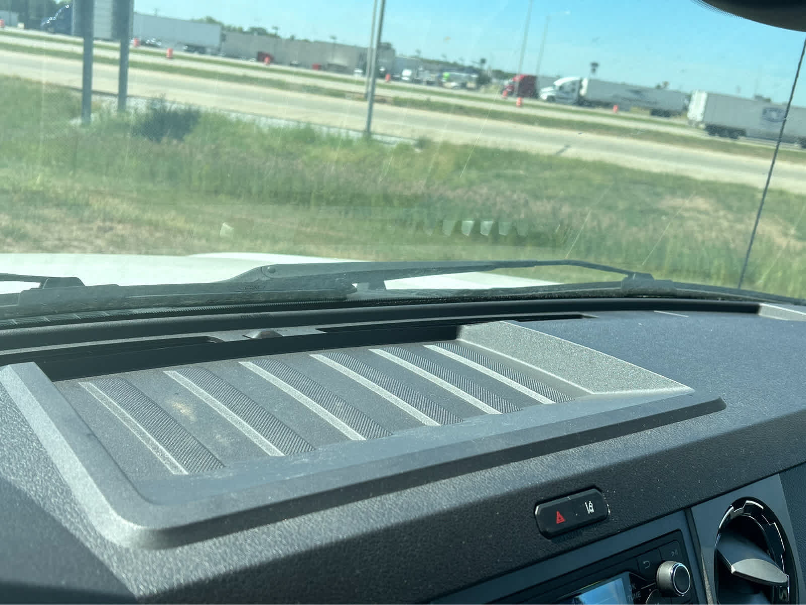 Used 2023 Ford F650 2WD Crew Cab Super Duty image 23