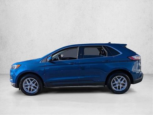 Used 2023 Ford Edge SEL image 9
