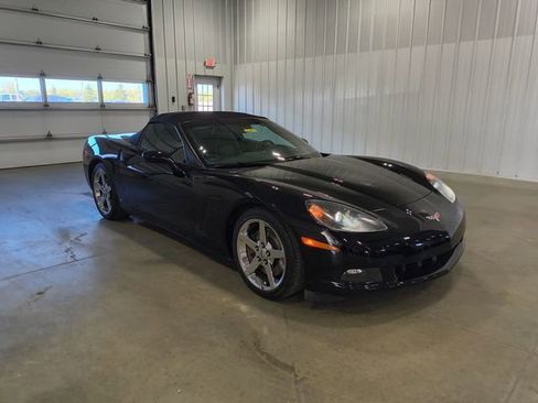 Used 2007 Chevrolet Corvette Convertible w/ Preferred Equipment Group RWD image 2