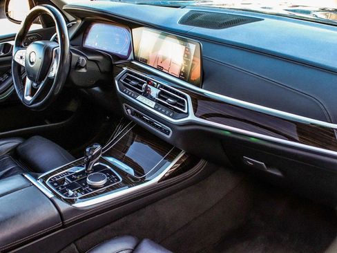 Used 2021 BMW X7 xDrive40i image 49