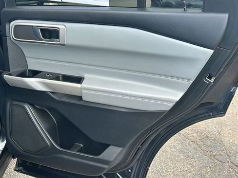 Certified 2022 Ford Explorer XLT w/ Equipment Group 202A image 12