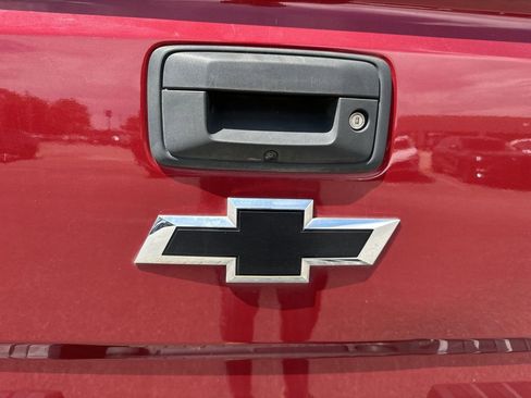 Used 2018 Chevrolet Silverado 1500 LT w/ All Star Edition image 32