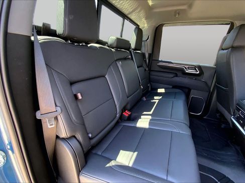 Used 2026 Chevrolet Silverado 3500 LTZ w/ LTZ Texas Edition AWD/4WD image 18