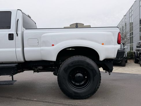 Used 2012 Ford F650 2WD Crew Cab Super Duty image 16