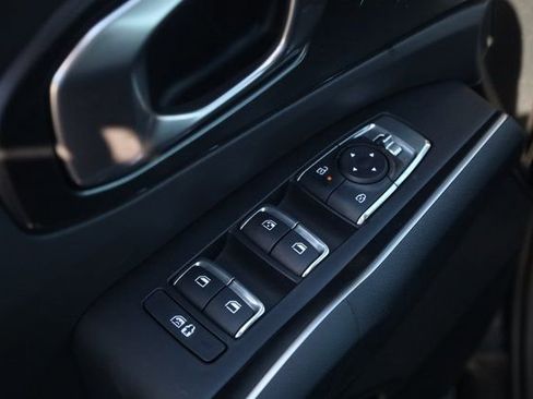 New 2025 Kia Sorento S w/ Panoramic Sunroof Package image 16