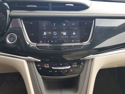 Used 2025 Cadillac XT6 Premium Luxury AWD/4WD image 16