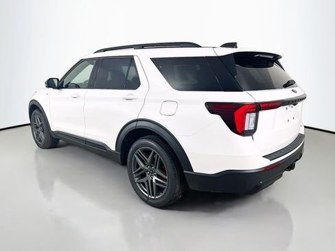 New 2026 Ford Explorer ST-Line w/ ST-Line Street Pack image 5