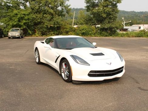 Used 2016 Chevrolet Corvette Stingray Coupe w/ 2LT Preferred Equipment Group RWD image 2