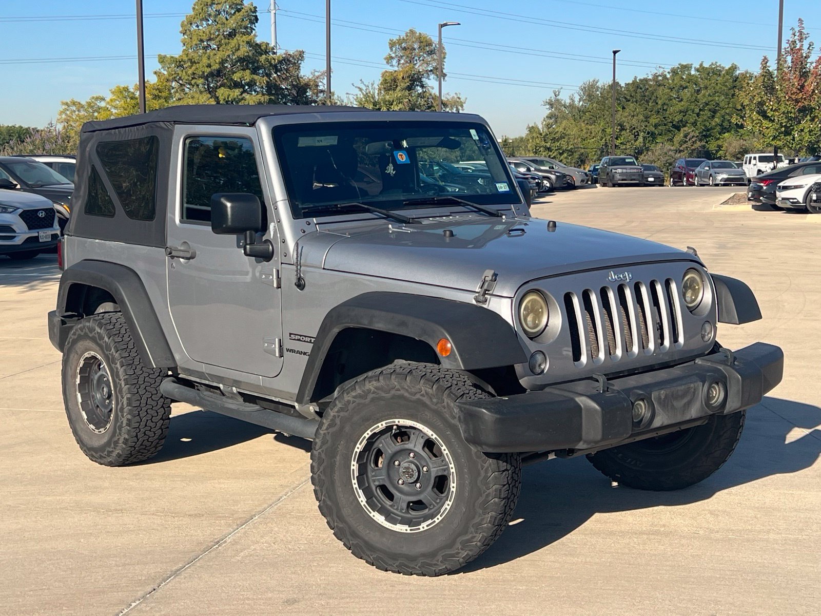 Used 2015 Jeep Wrangler Sport AWD/4WD image 11