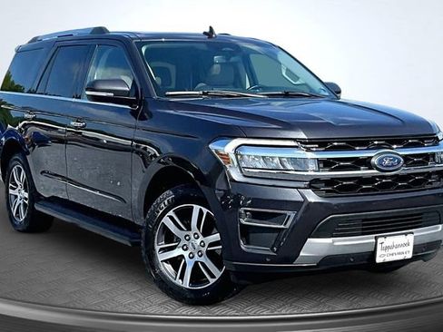 Used 2024 Ford Expedition Limited AWD/4WD image 3