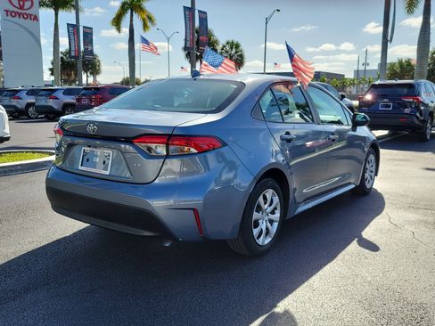 Used 2023 Toyota Corolla LE image 11