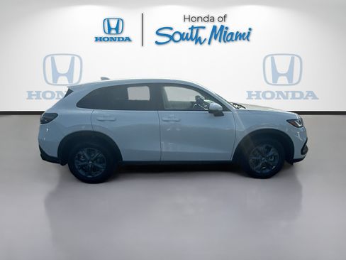New 2027 Honda HR-V LX image 8