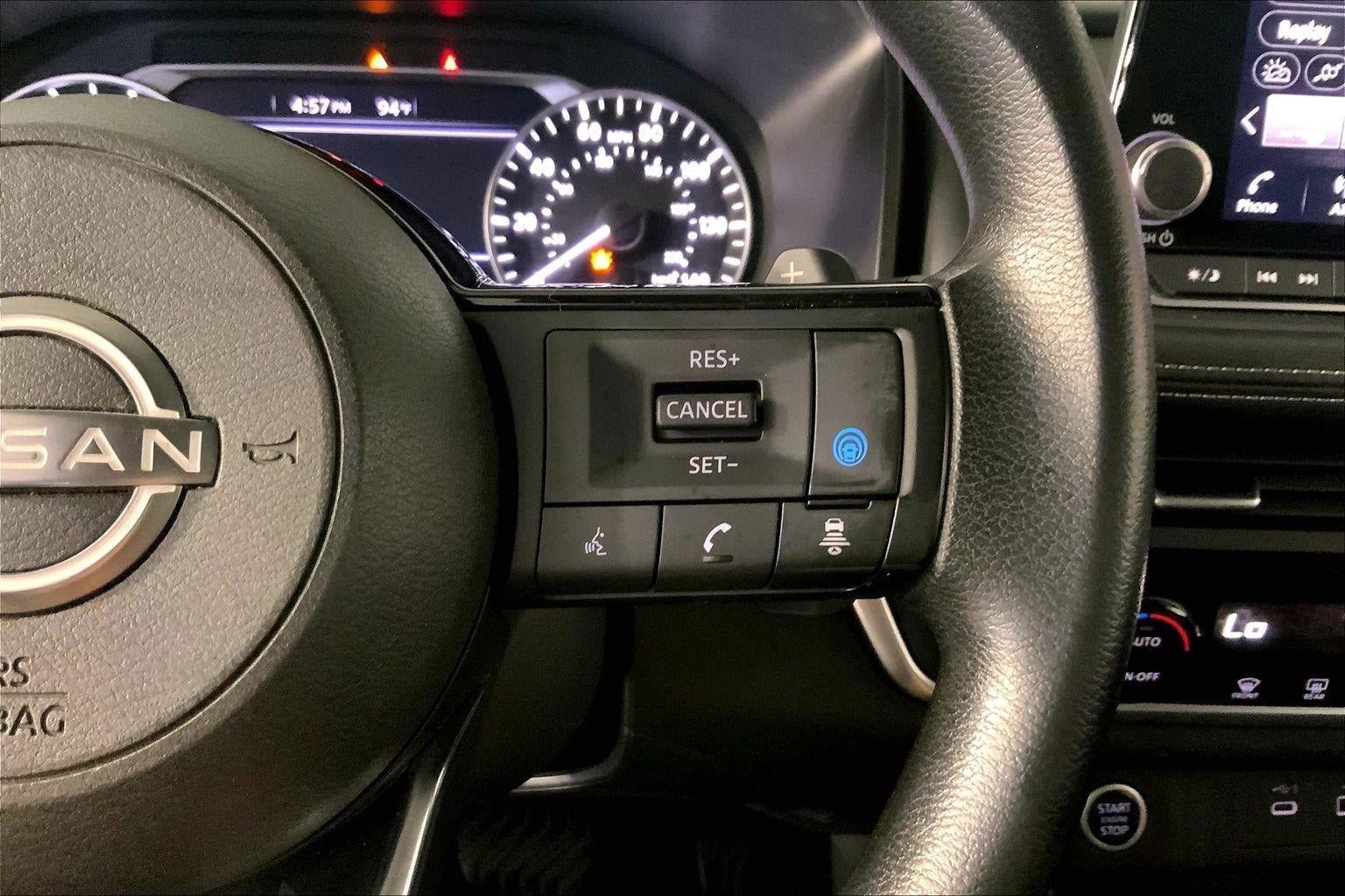 Used 2023 Nissan Rogue SV AWD/4WD image 19