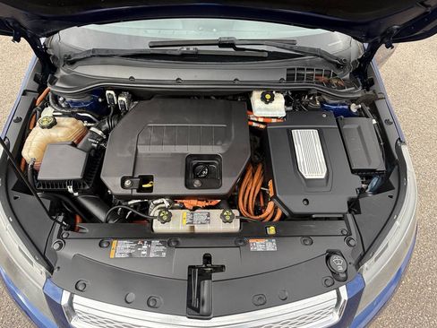 Used 2013 Chevrolet Volt FWD image 26
