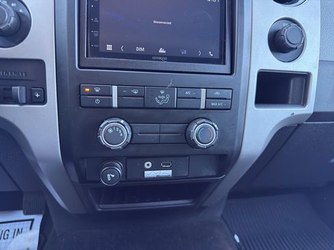 Used 2012 Ford F150 XLT w/ XLT Chrome Pkg image 15