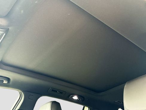 Used 2021 Cadillac XT6 Premium Luxury image 22