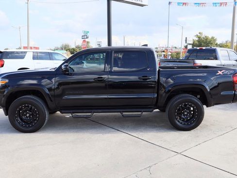 Used 2019 Toyota Tacoma SR5 image 9