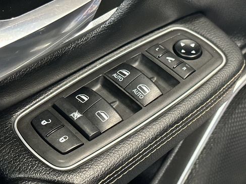 Used 2021 RAM 1500 Laramie w/ Protection Group AWD/4WD image 14