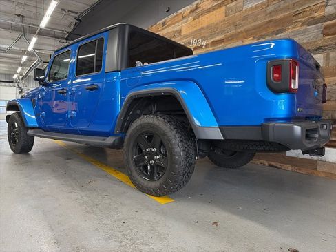 Used 2021 Jeep Gladiator Sport image 22
