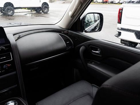 Used 2024 INFINITI QX80 Luxe AWD/4WD image 10