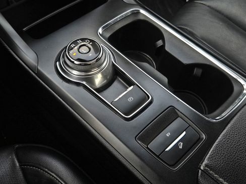 Used 2019 Ford Fusion Energi Titanium image 17