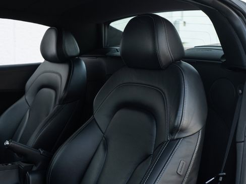 Used 2011 Audi R8 V10 image 24