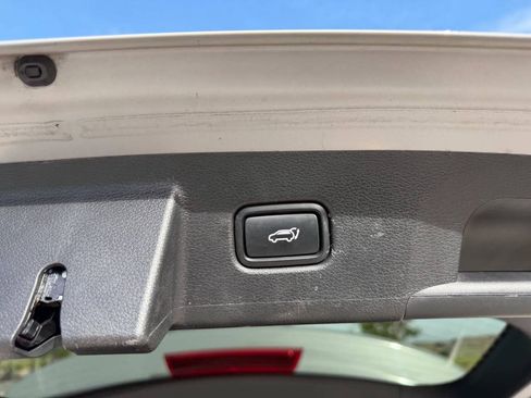 Used 2021 Kia Telluride SX w/ SX Prestige Package AWD/4WD image 13