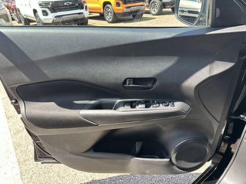 Used 2023 Nissan Kicks S FWD image 29