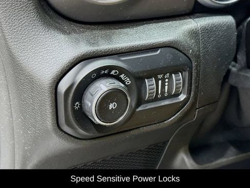 Used 2021 Jeep Wrangler Unlimited Sport AWD/4WD image 17