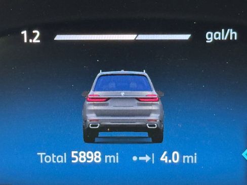 Used 2026 BMW X7 xDrive40i AWD/4WD image 18
